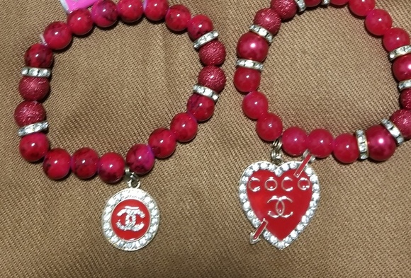 Charm bracelets - Picture 4 of 7